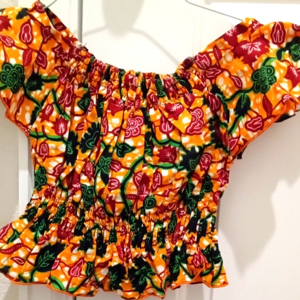 Juli fashion&beauty girl crop tops and skirt
